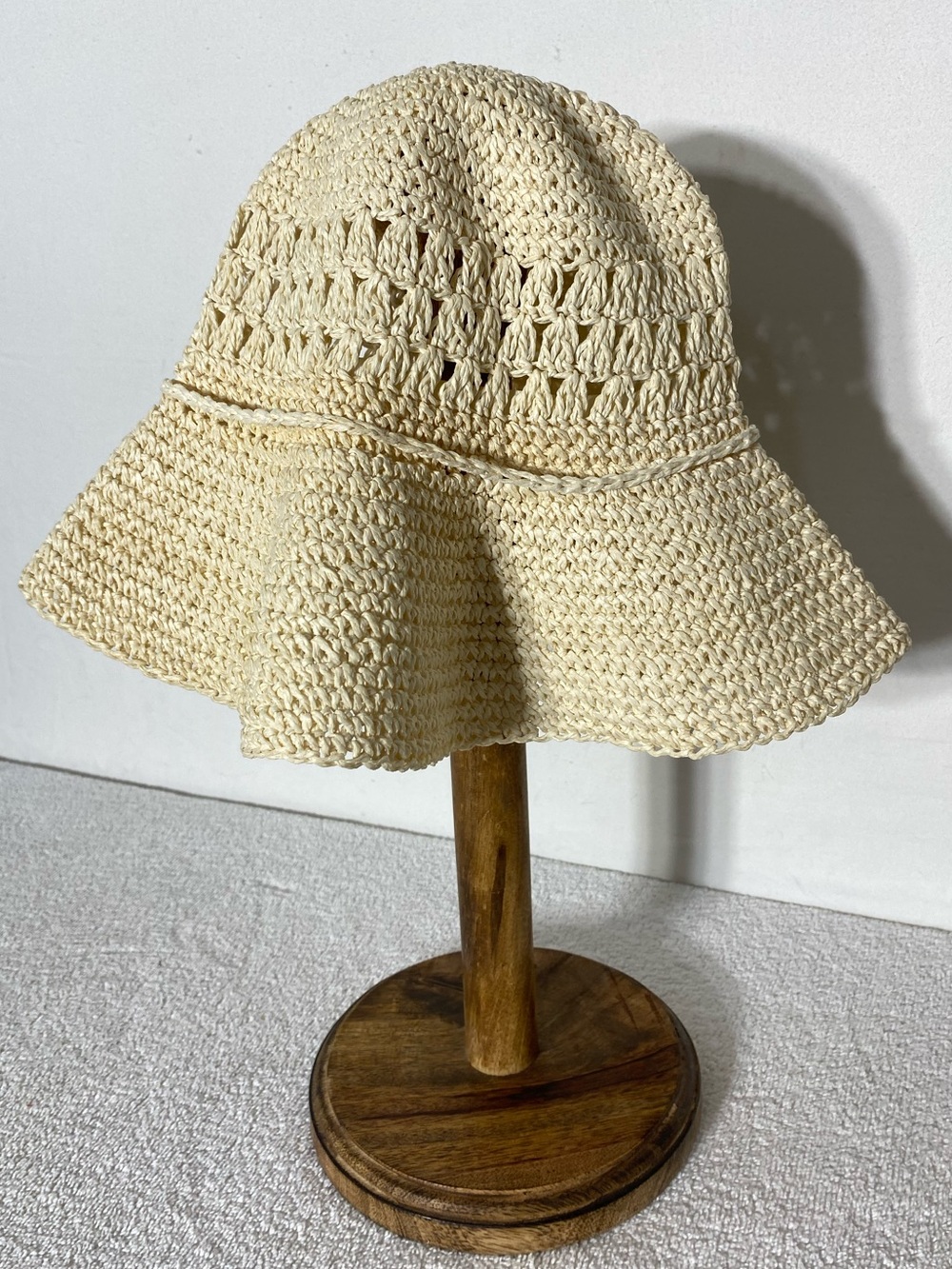 Vintage Lanning Headwear Woven Paper Straw Bucket Hat Boho Retro 90s Cottagecore